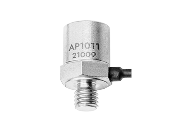 Вибропреобразователь ускорения ударный с зарядовым выходом AP1011