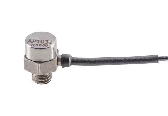 Вибропреобразователь ускорения ударный с зарядовым выходом AP1031-02