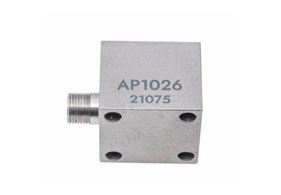 Вибропреобразователь ускорения миниатюрный с зарядовым выходом трехкомпонентный AP1026