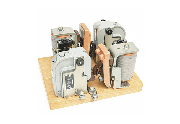 Контактор КПП-113 КПД-113 для трамваев КТМ УКВЗ