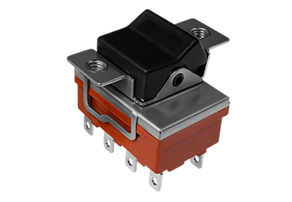 Четырехполюсный тумблер клавишный на замыкание/размыкание ПКл510-1