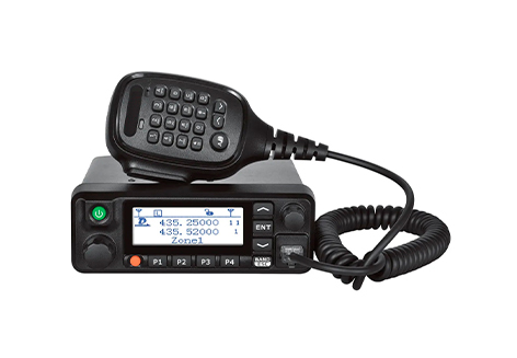 Аналоговая рация Комбат Т440 DMR