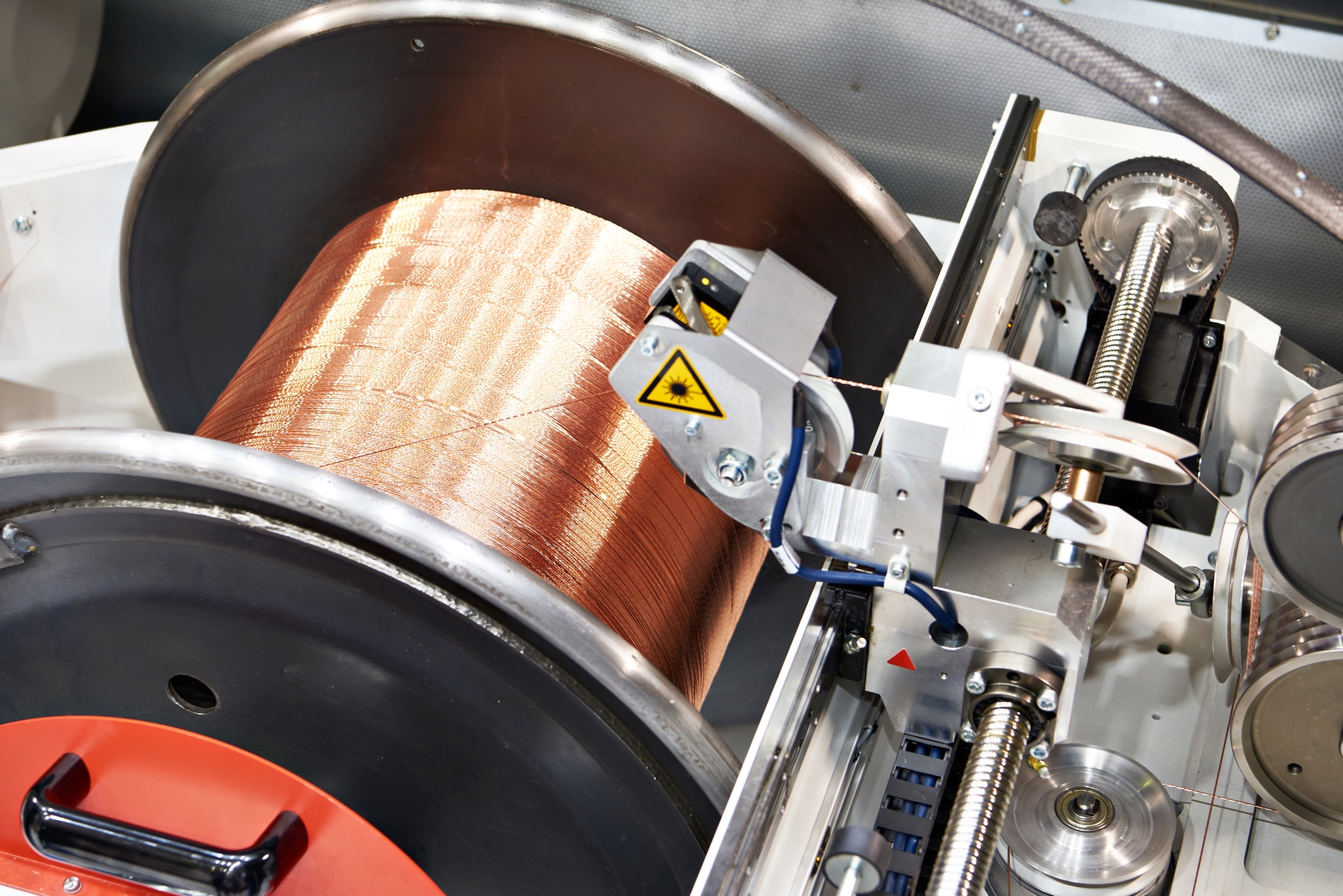 CNC-controlled winding machines