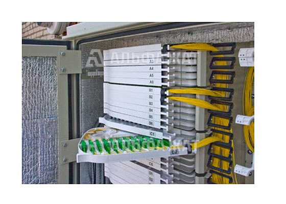 Шкаф с цоколем ВОКС-УФП-1152 (48П) с кронштейном и органайзером (корпус)