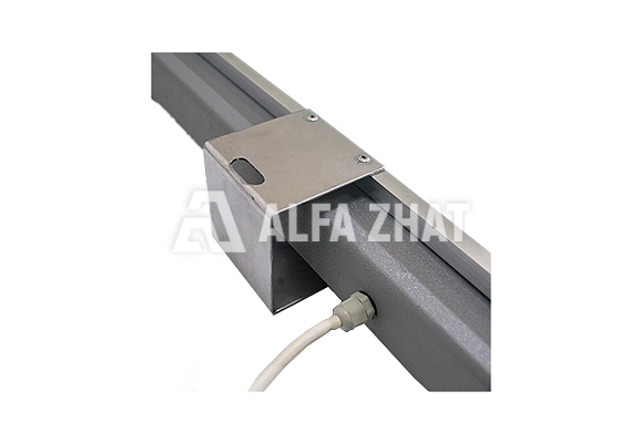 Light signal repeater