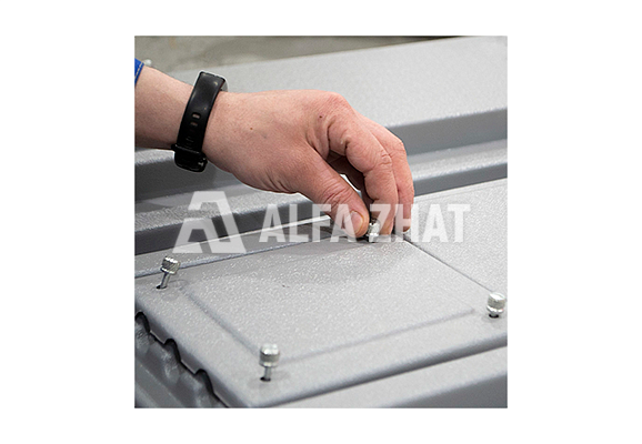 Verkehrslichtsignal Т.8.2 (Massivgehäuse)