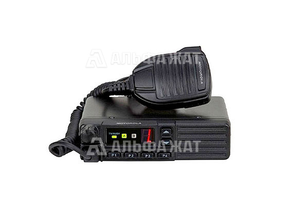 Автомобильная рация Motorola VX-2100E Автомобильная рация Motorola VX-2100E
