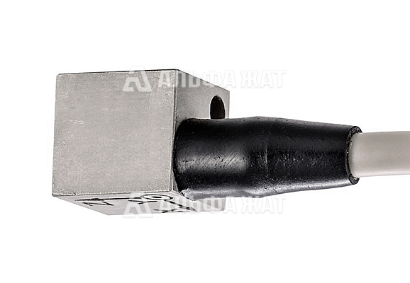 Вибропреобразователь ускорения с зарядовым выходом общего назначения трехкомпонентный AP1080